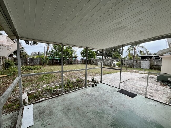 Building Photo - 10731 108th St N