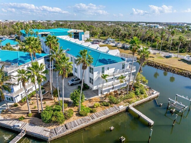 Building Photo - 8272 Harborside Cir