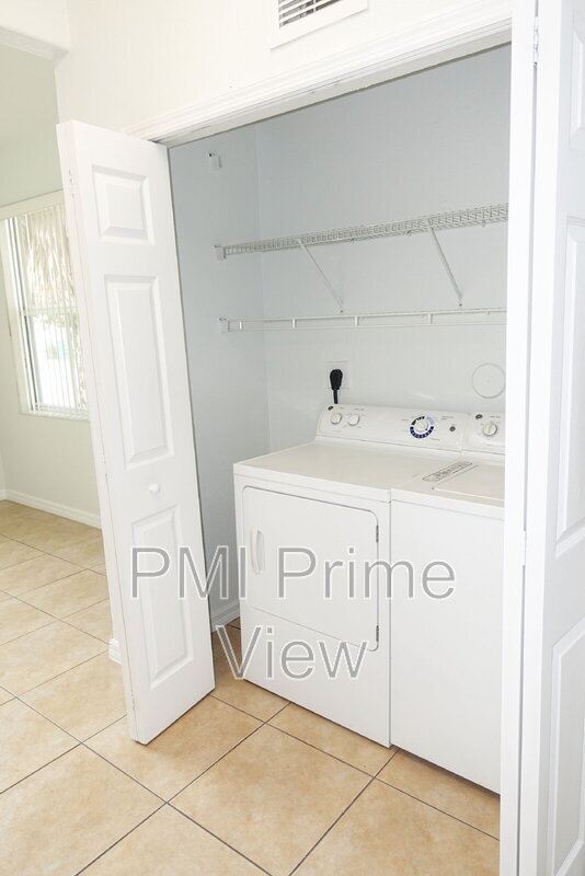 Building Photo - 9174 SW 152nd Path