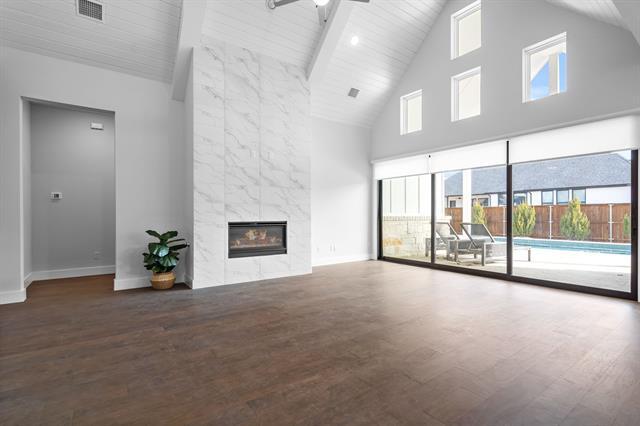 Building Photo - 124 Craigmore Dr