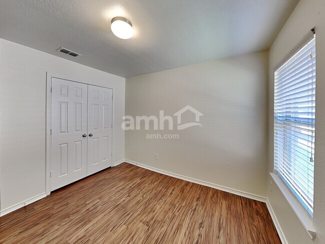 Building Photo - 416 Prescott Ln