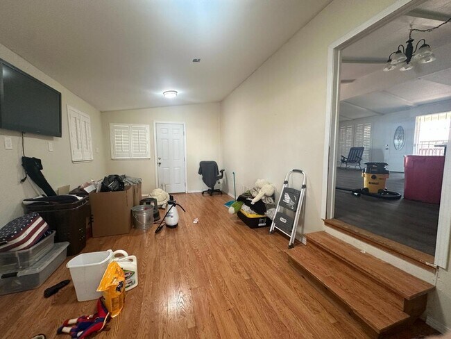 Building Photo - 128 Oxbow Marina Dr