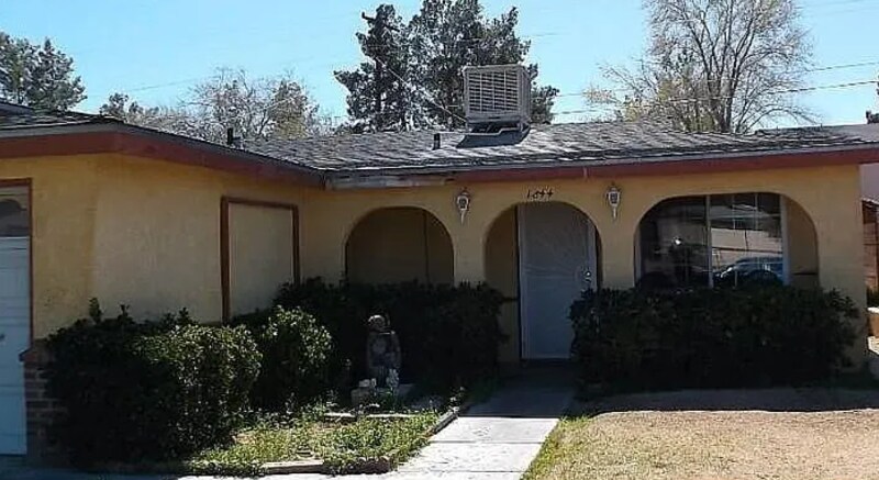 Building Photo - 1844 Sunset St