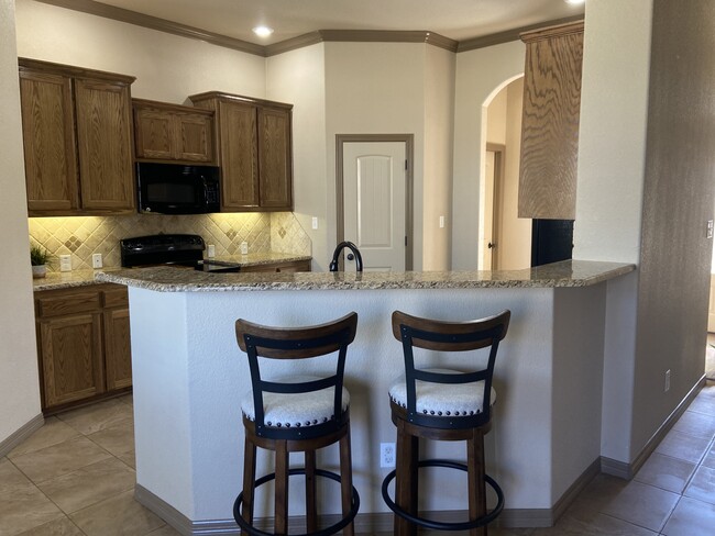 Building Photo - 4007 Salt Fork Dr