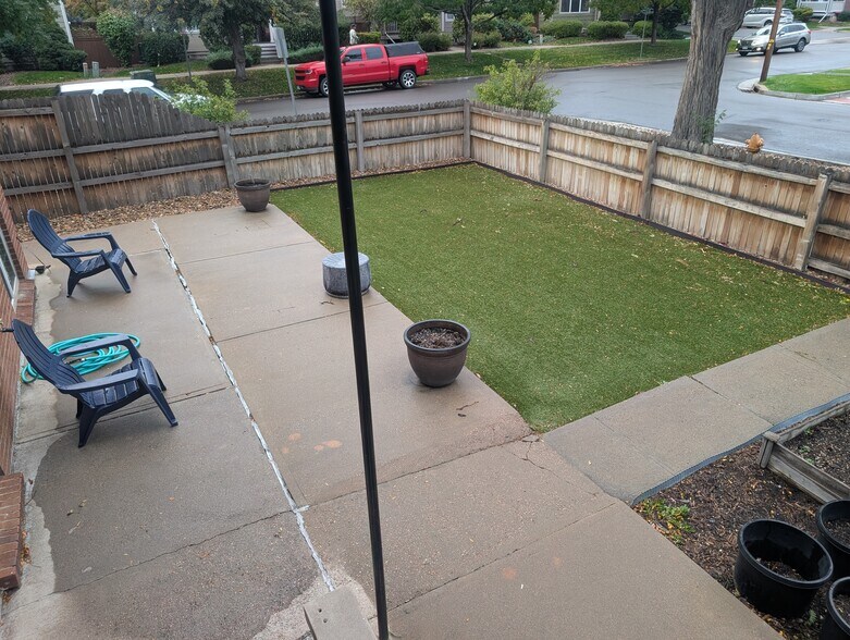 Building Photo - 2110 King St