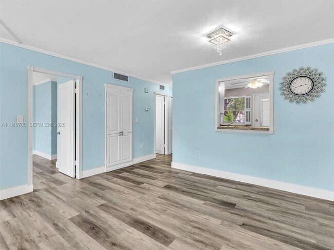 Building Photo - 3600 NE 170th St