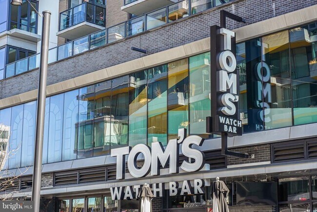 Building Photo - 70 N St SE