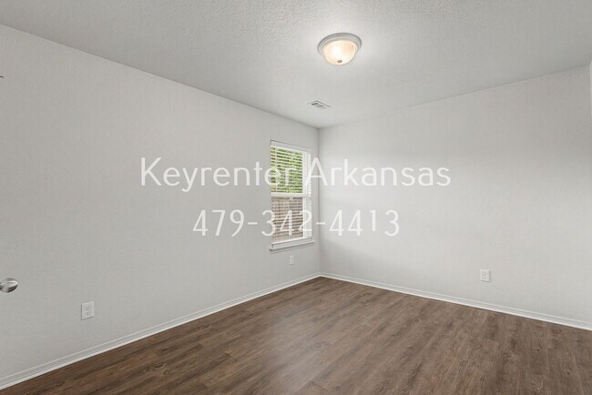 Building Photo - Beautiful 4-Bedroom Home in Fayetteville – Ideal for Comfortable Living!
