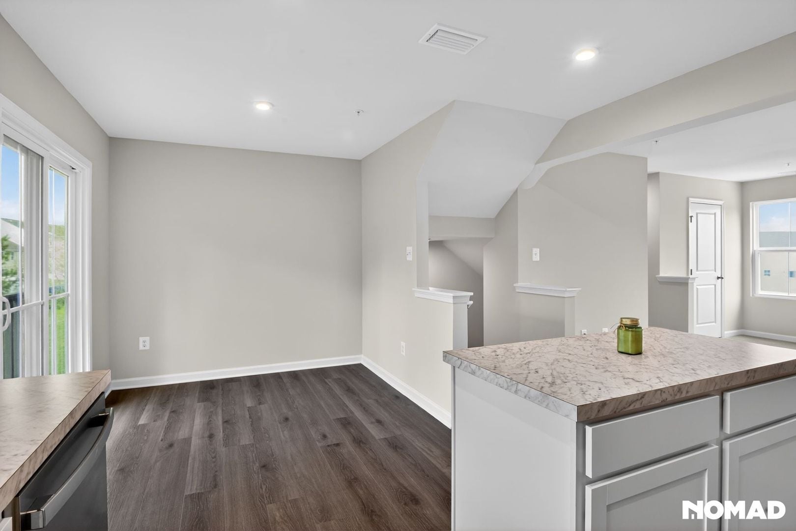 Building Photo - 611 Yellow Bill Ln