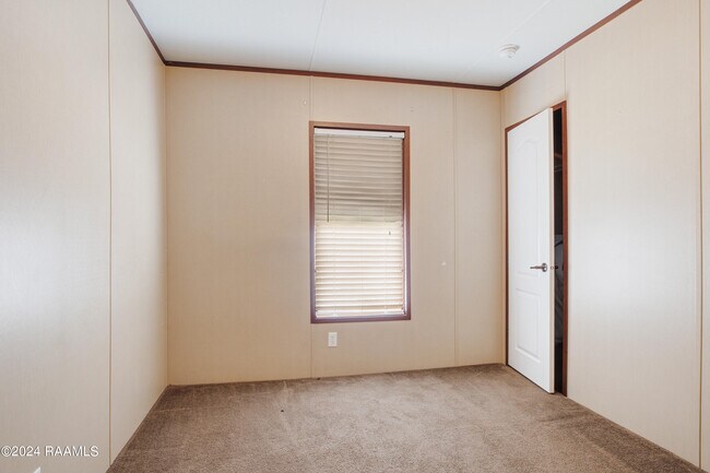 Building Photo - 5010 Rutten Rill Rd