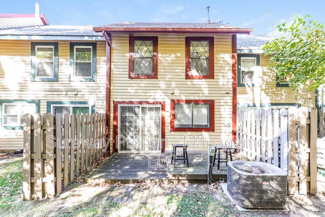 Building Photo - 78 Chelsea Cir