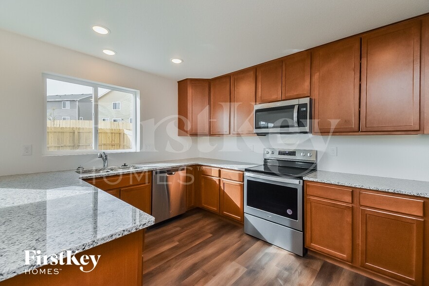 Building Photo - 10213 Luneth Dr