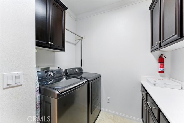 Building Photo - 49880 Bates Dr