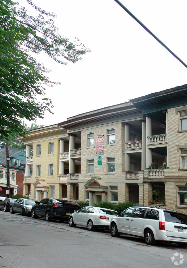 Building Photo - Holden Street Apartments