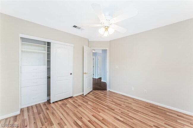 Building Photo - 1733 Tesara Vista Pl