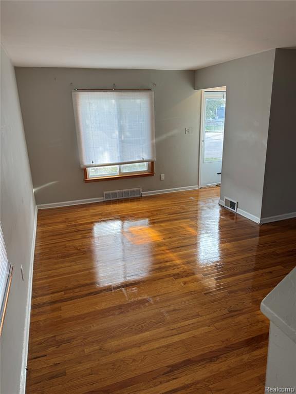 Building Photo - 1818 N Center St