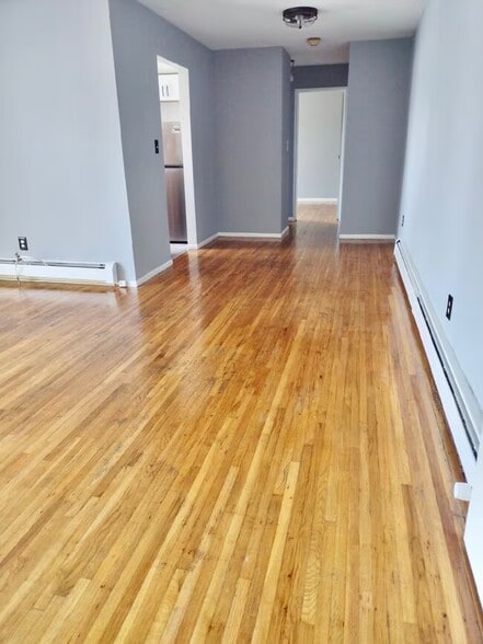 Building Photo - 54 Willett Ave