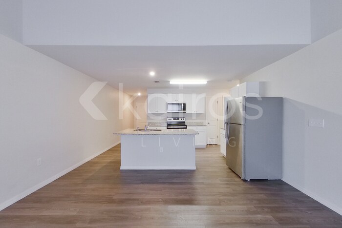 Building Photo - 18318 Gibraltar Ln