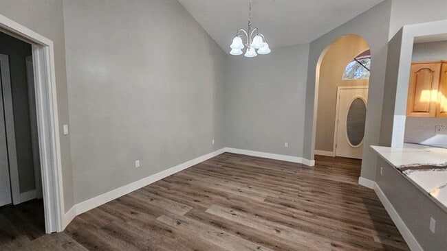 Building Photo - 18720 Oak Way Dr