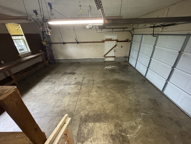 Building Photo - 100 Faldo Dr