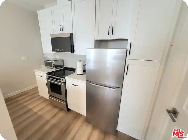 Building Photo - 2503 Phelan Ln