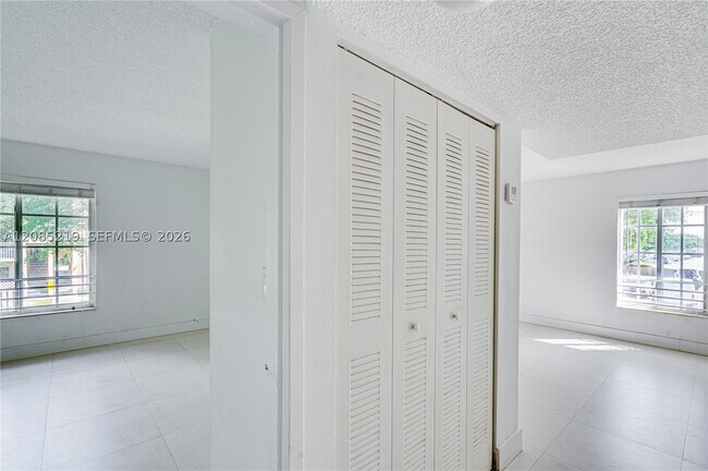 Building Photo - 5102 NW 79th Ave