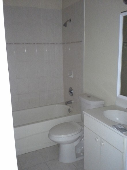 Building Photo - 10910 SW 181st Terrace