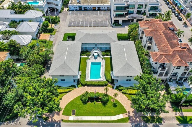 Building Photo - 546 4th Ave S