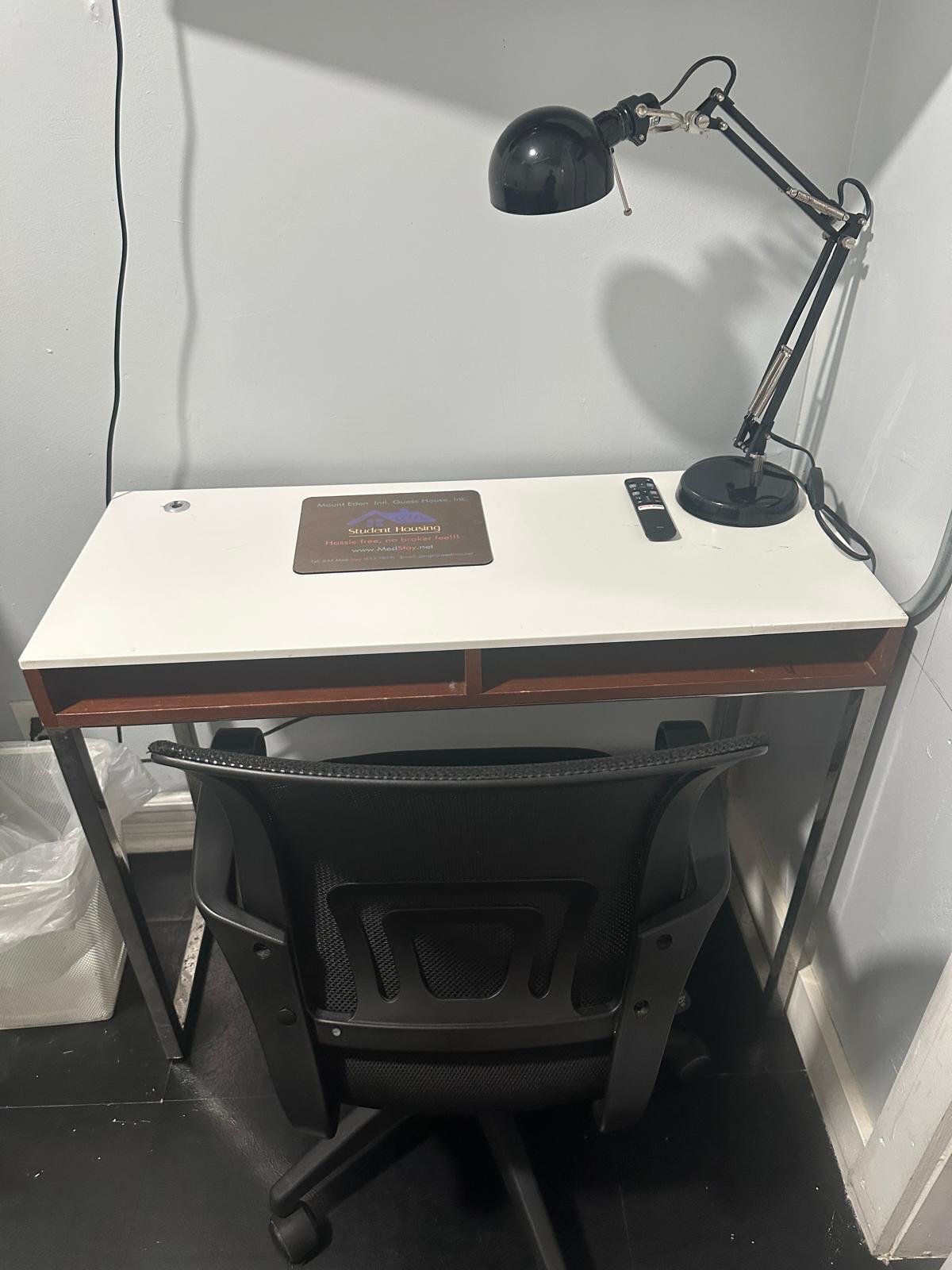 Building Photo - 1200 Woodycrest Ave