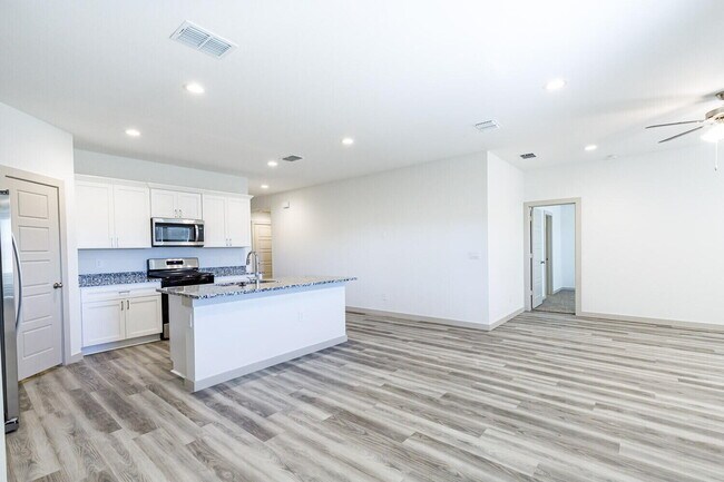 Building Photo - 7729 92nd St