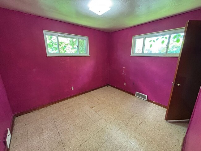 Building Photo - Jump into June and Own Your Own Home with our Summer Savings Spectacular!! - Lease-to-Own Opportu...