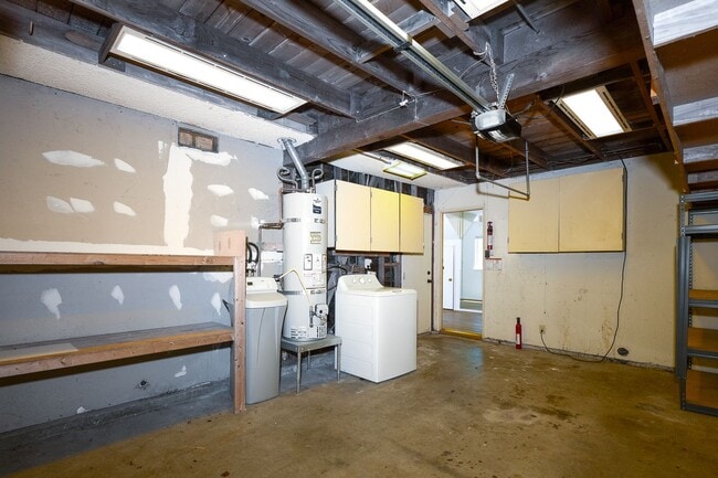 Building Photo - Ventura | Todd Ranch Townhome | 3 Bedroom + 2 Bathroom