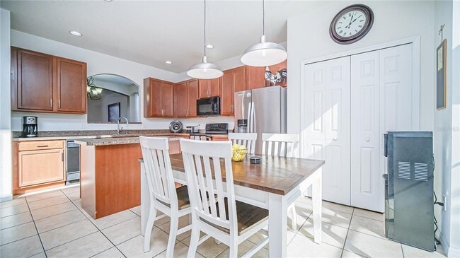 Building Photo - 2528 Dharma Cir