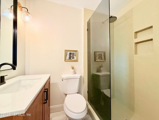 Building Photo - 3936 Miruelo Cir N