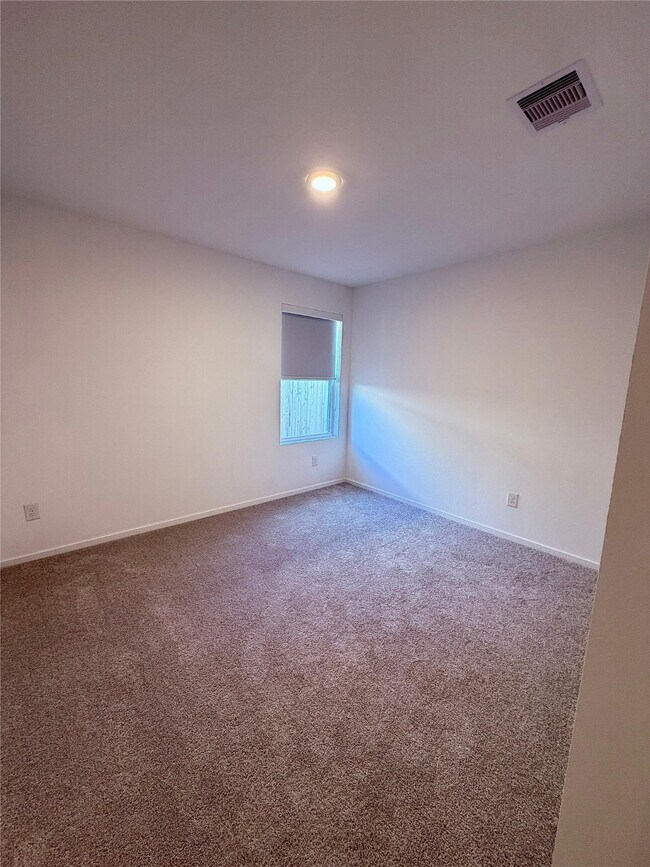 Building Photo - 6502 Tricolor Beech Ln