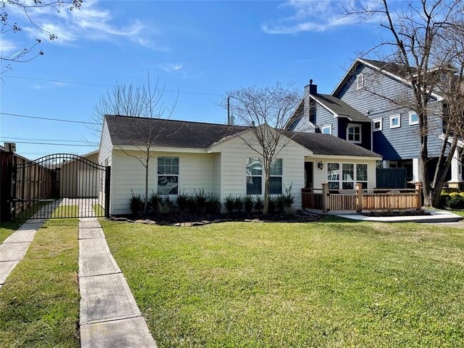 Primary Photo - 1635 Chippendale Rd