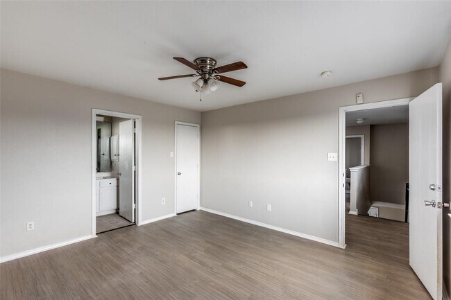 Building Photo - 11812 Lima Dr