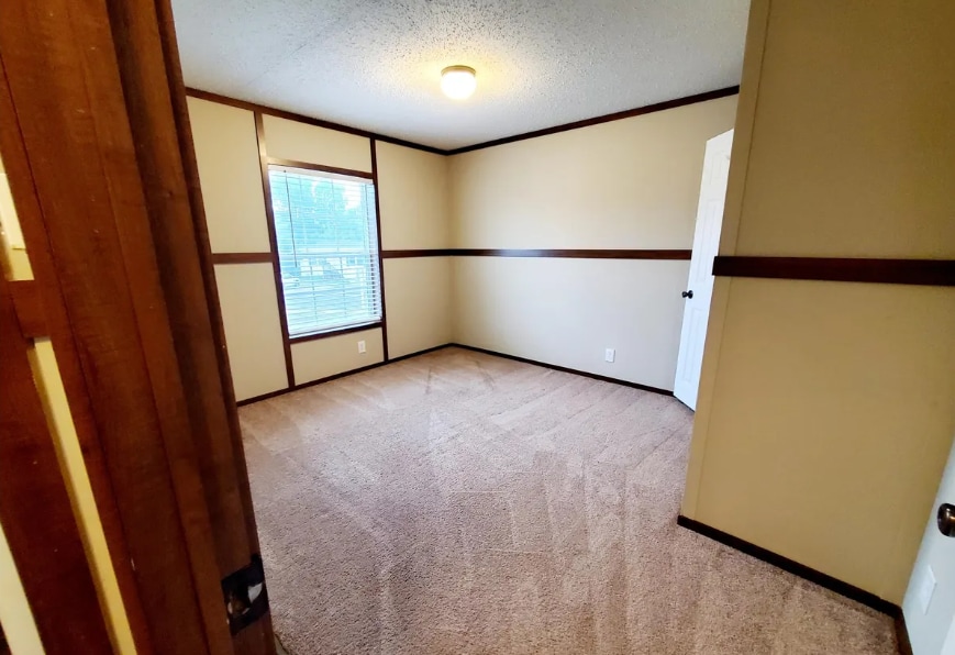 Building Photo - 332 Fox Chase Blvd