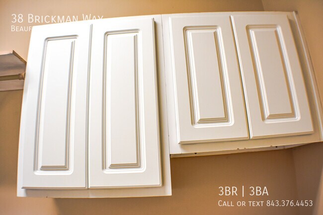 Building Photo - 38 Brickman Way