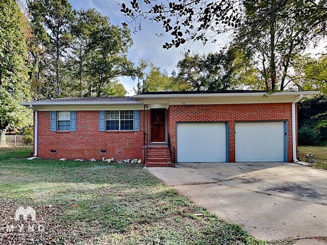 Building Photo - 713 Kingman Rd