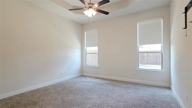 Building Photo - 2932 Log Cabin Dr