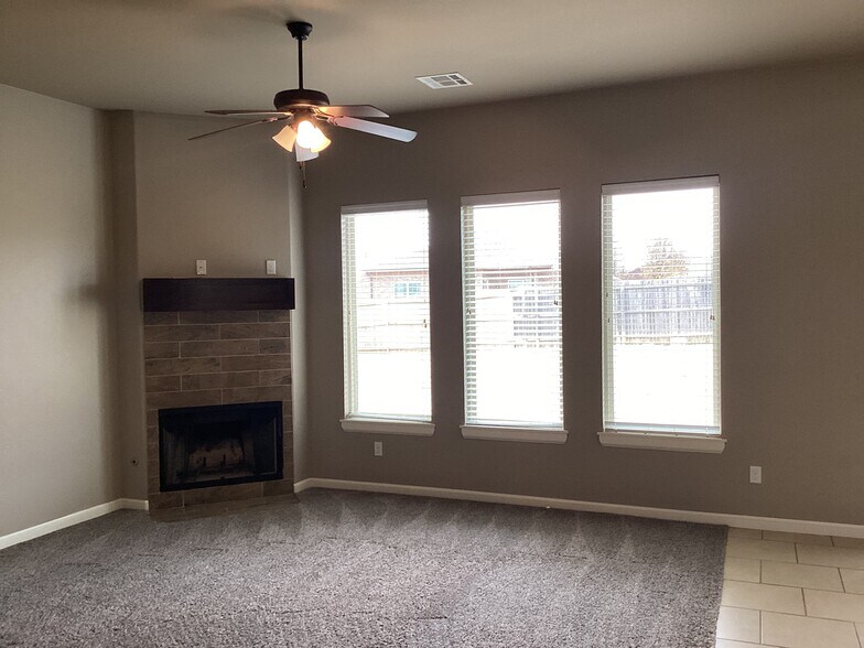 Building Photo - 11232 NW 101st St