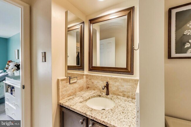 Building Photo - 13630 Cedar Creek Ln