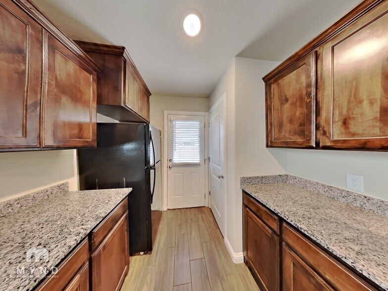 Building Photo - 763 Rolling Terrace Cir