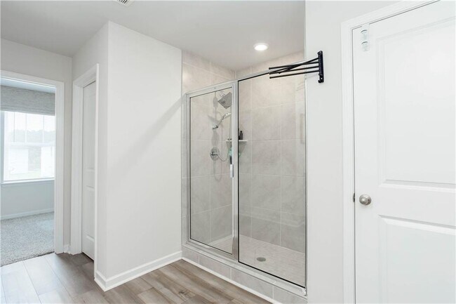 Building Photo - 607 Runnel Dr