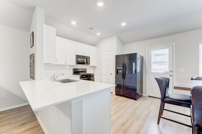 Building Photo - 8150 Wollemi Pne Rd