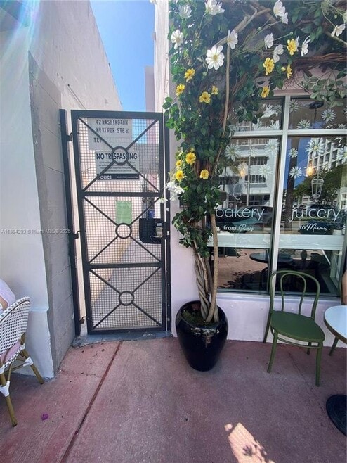 Building Photo - 540 Washington Ave