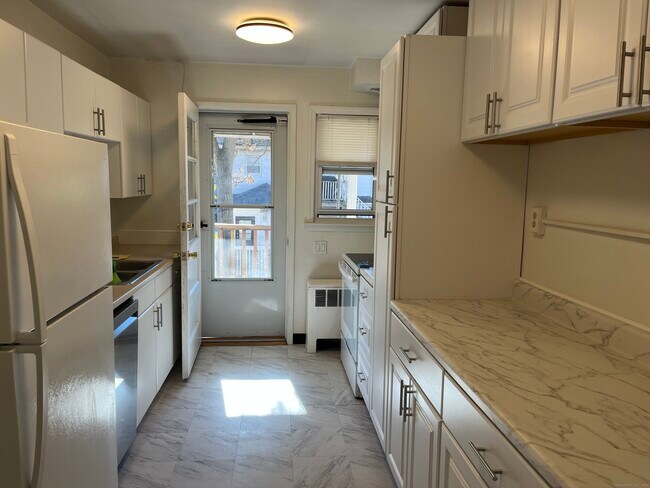 Building Photo - 20 North St