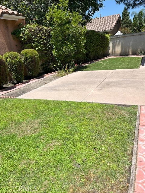 Building Photo - 5 Parthenia