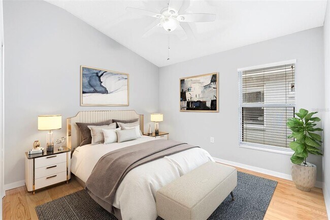 Building Photo - 15316 Lake Bella Vista Dr
